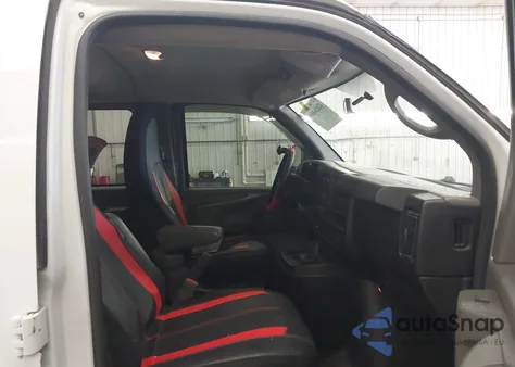 2010 Chevrolet Express 3500 Lt from USA, damaged, VIN 1GA2G1DG3A1142297